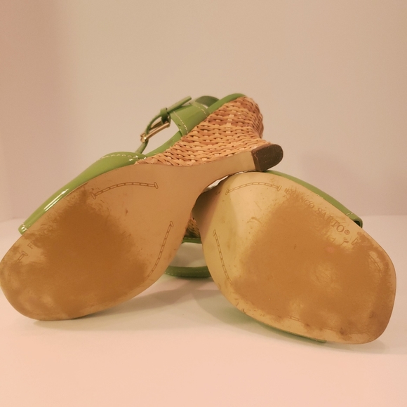 Franco Sarto designer wedge heels lime green with gold buckle Size 9.5 regular - Picture 12 of 12